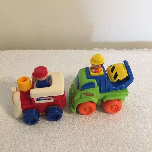 Fun on Wheels Press & Dash Cement Truck Push & Go TOMY Train Both Work - Picture 2 of 6
